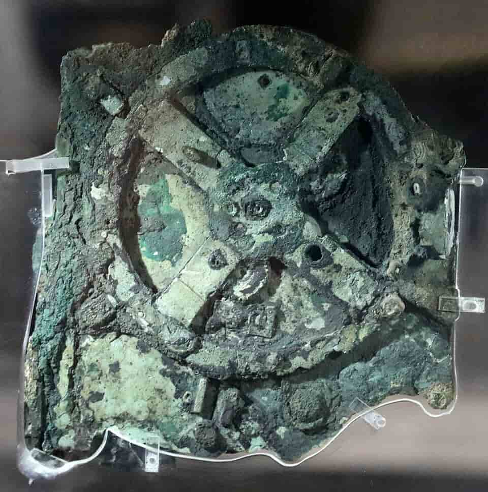 High-resolution close-up of Fragment A of the Antikythera Mechanism at the National Archaeological Museum in Athens